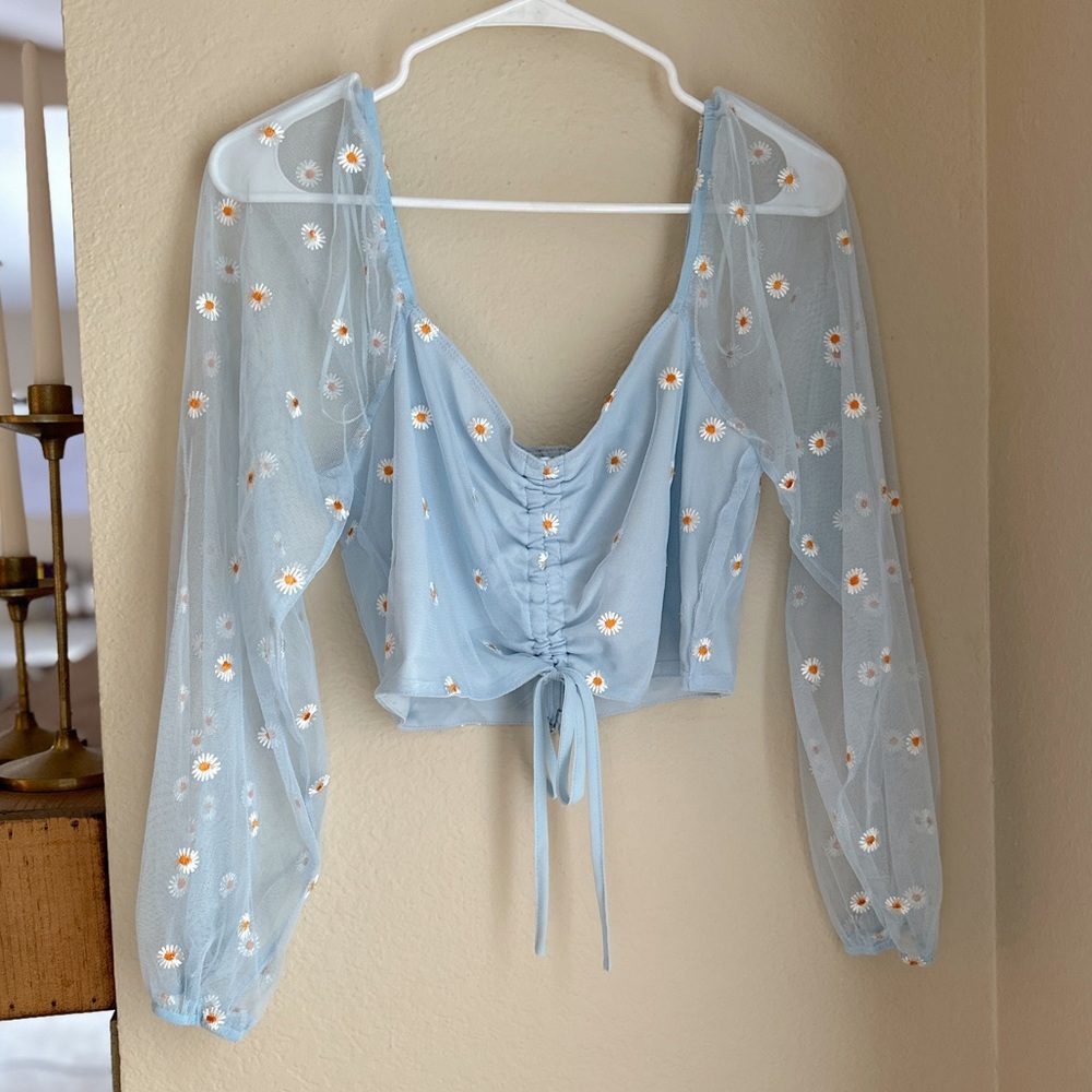 Lane201 daisy crop top